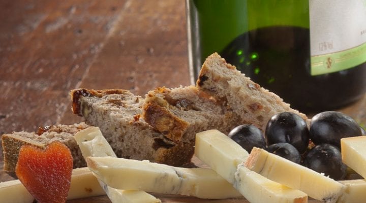 c23rq234 Champagne + Fromage opens new shop in Greenwich