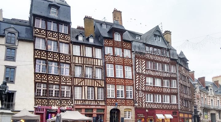 Where to Enjoy a Glass of Bubbly in Brittany